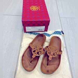 TORY BURCH Miller Cloud Sandal Aged Camello Size 7 US